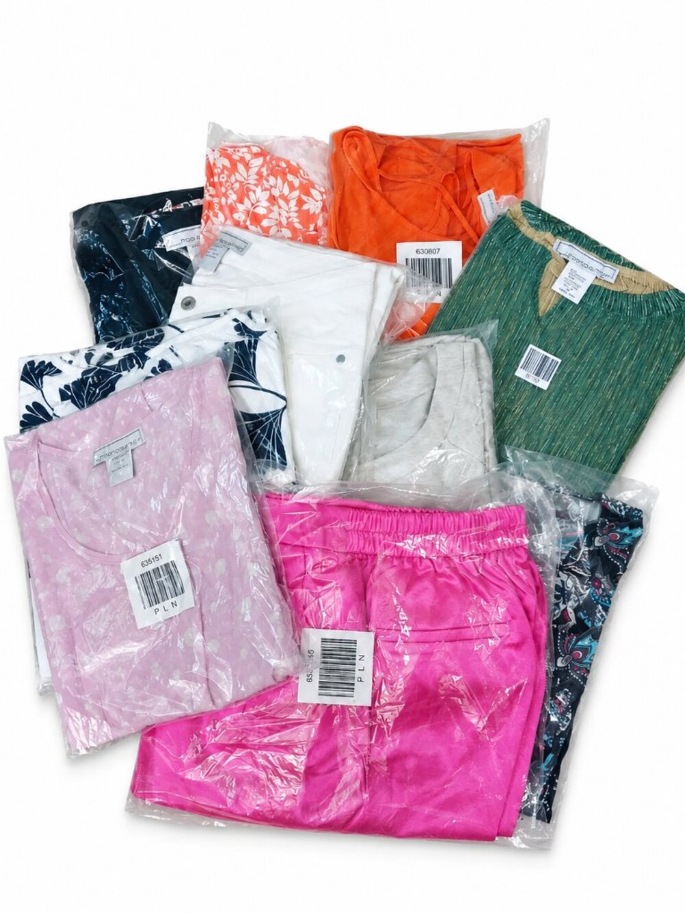 MYSTERY BOX of TEN Monroe & Main Plus Size Women's Clothing. NEW